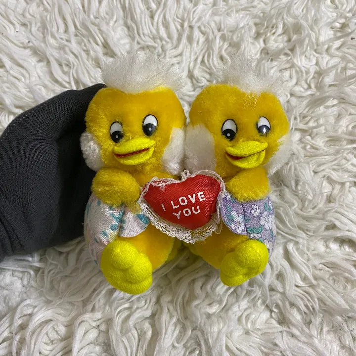YELLOW STUFFED TOYS