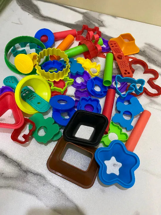 ACTIVITY TOYS CLAY