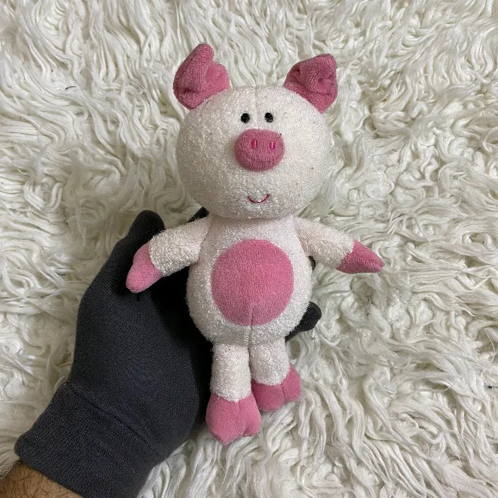 WHITE STUFFED TOYS