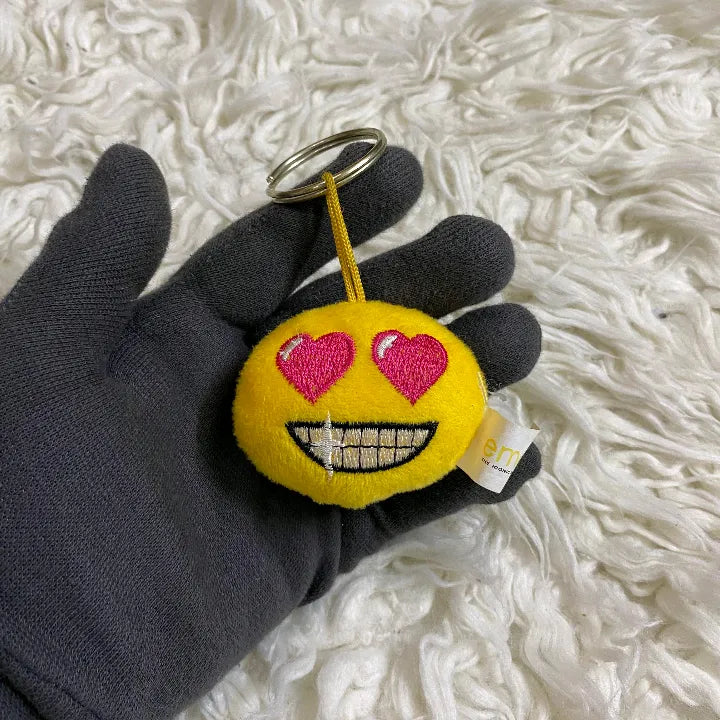 SMILE KEYCHAIN TOYS